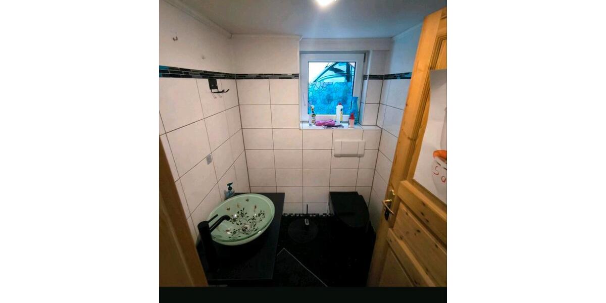 Einfamilienhaus Rauhenebrach - 8 Zimmer, 235 m&sup2;, 225.000&euro; | Angebot:27112116