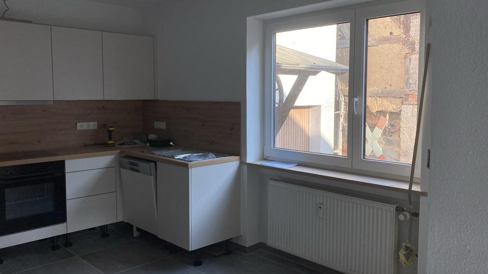 Erdgeschoßwohnung Sulzfeld - 4 Zimmer, 120 m&sup2;, 950&euro; | Angebot:25229438