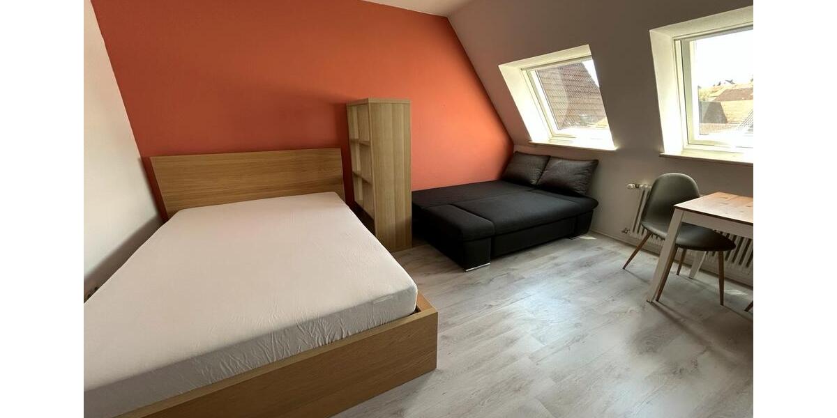 Dachgeschoßwohnung Dittelbrunn - 1 Zimmer, 30 m&sup2;, 550&euro; | Angebot:26047339