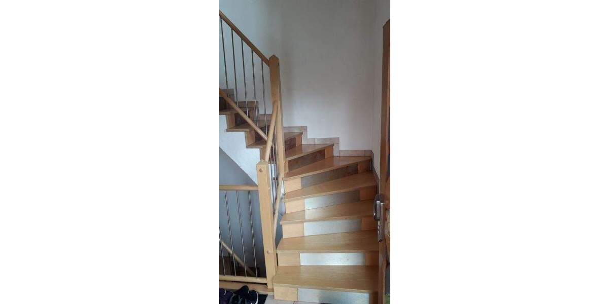 Etagenwohnung Schweinfurt Oberndorf - 2 Zimmer, 75 m&sup2;, 625&euro; | Angebot:25733180