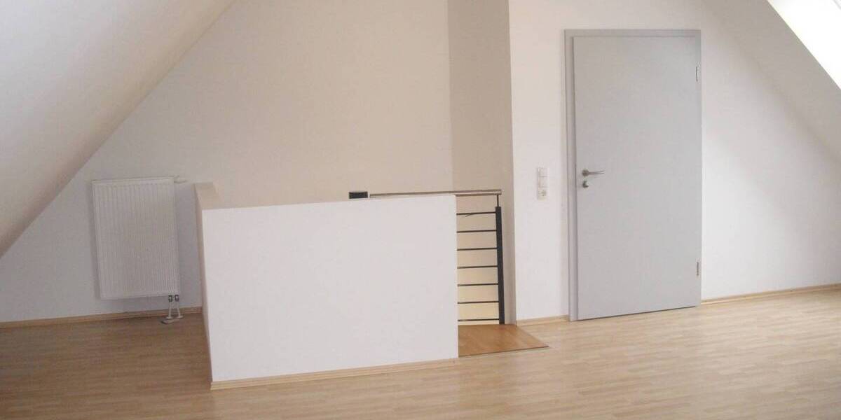Etagenwohnung Sennfeld Rempertshag - 4 Zimmer, 103 m&sup2;, 1.220&euro; | Angebot:25724195