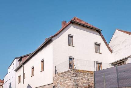 Haus Rimpar - 6 Zimmer, 187 m&sup2;, 278.000&euro; | Angebot:25909246