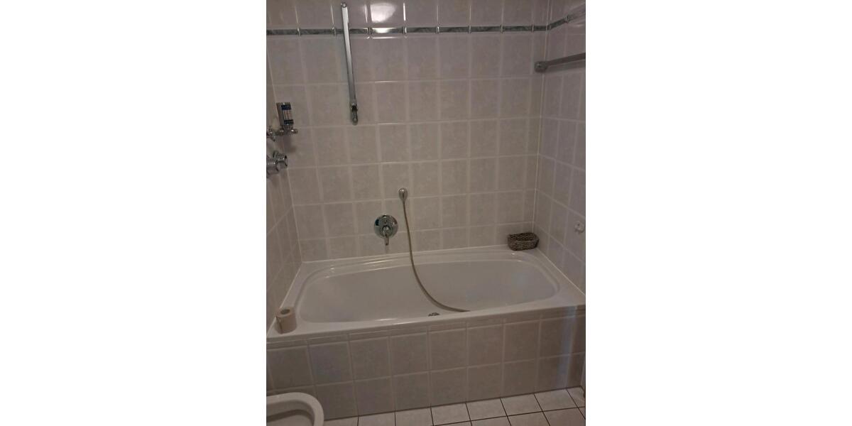 Einfamilienhaus Poppenhausen - 4 Zimmer, 120 m&sup2;, 1.250&euro; | Angebot:25987714