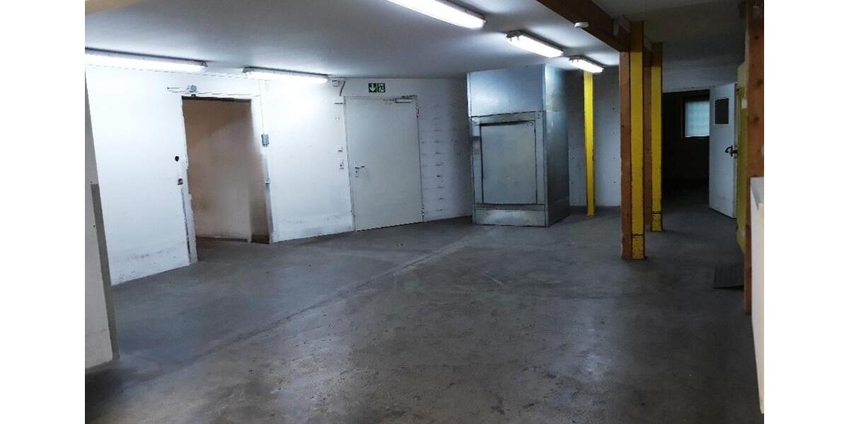 Gewerbeobjekt Oberthulba - 2.900&euro; | Angebot:18652280