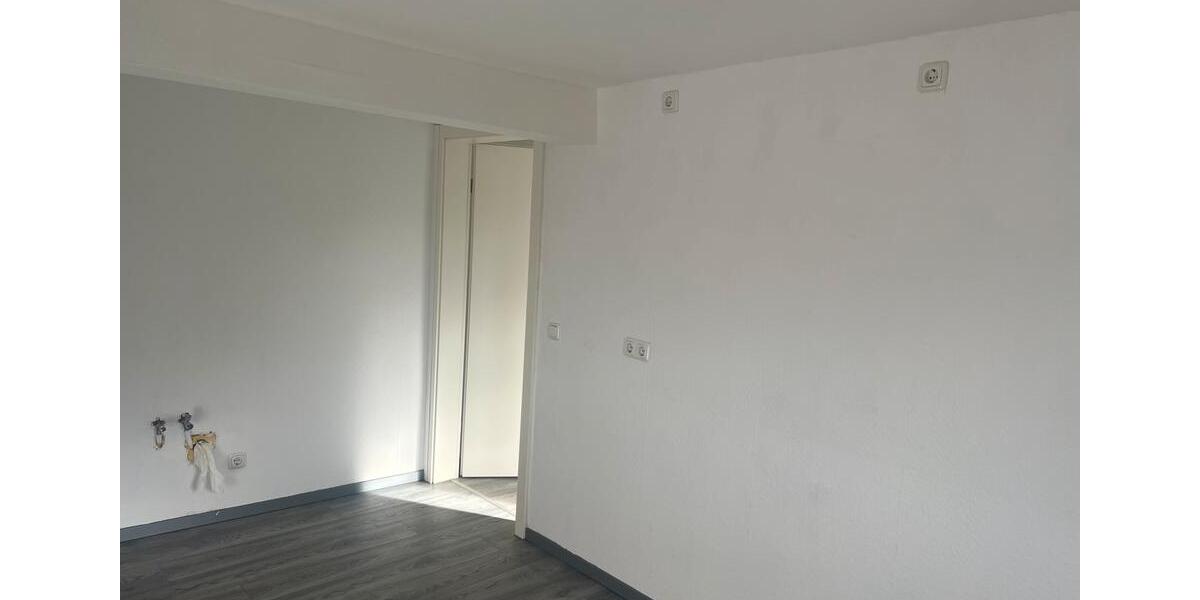Etagenwohnung Elfershausen - 2 Zimmer, 68 m&sup2;, 610&euro; | Angebot:25175204