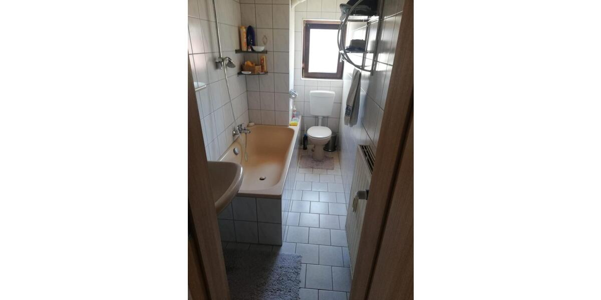 Etagenwohnung Bad Kissingen - 3 Zimmer, 95 m&sup2;, 680&euro; | Angebot:25224607