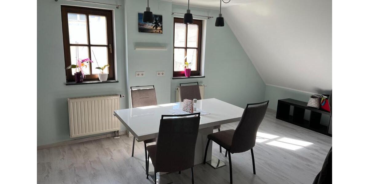Dachgeschoßwohnung Rimpar - 3 Zimmer, 70 m&sup2;, 700&euro; | Angebot:26002752