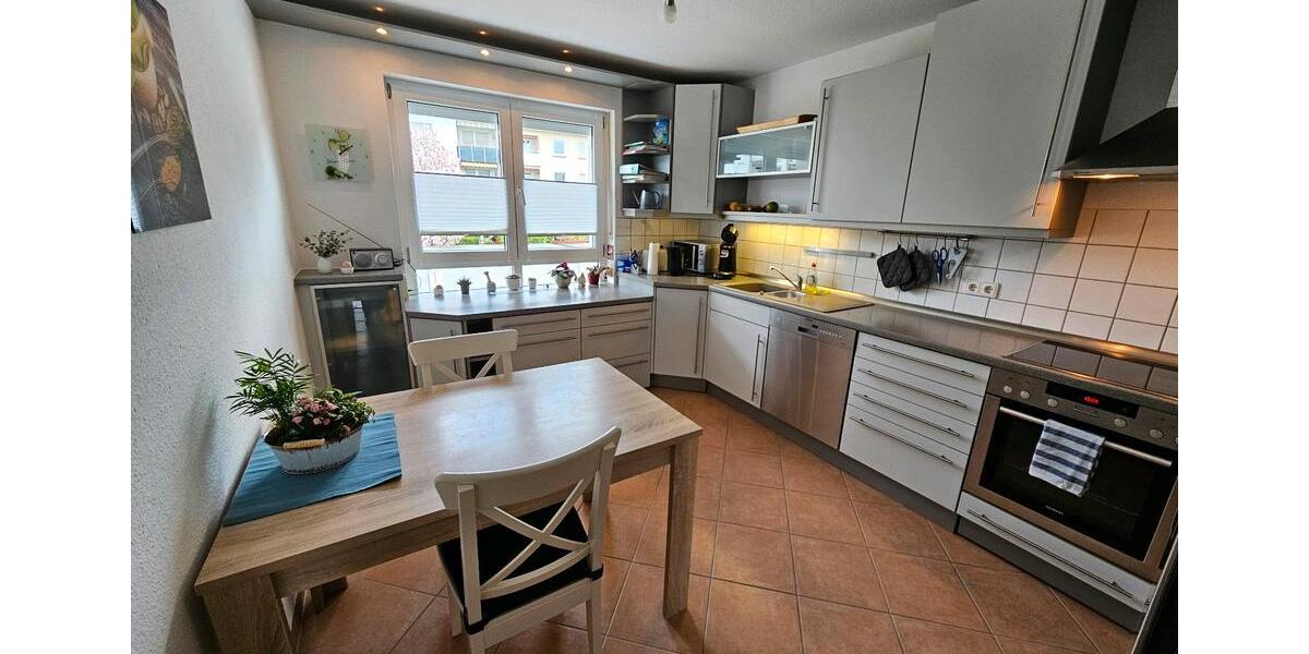 Etagenwohnung Schweinfurt Haardt - 3 Zimmer, 120 m&sup2;, 305.000&euro; | Angebot:25350164