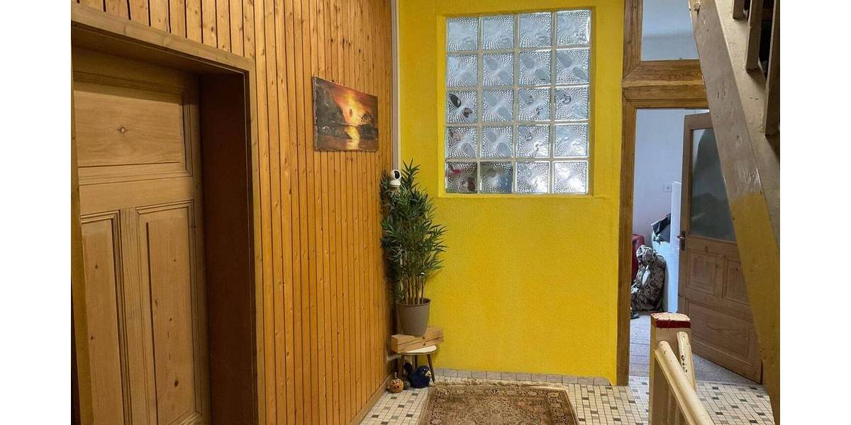 Mehrfamilienhaus, Wohnhaus Bundorf - 9 Zimmer, 200 m&sup2;, 149.000&euro; | Angebot:25733248