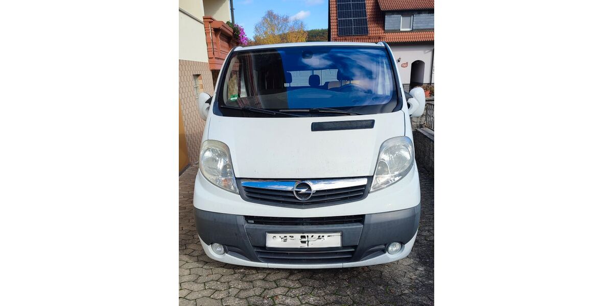 Opel Vivaro 148.820 km 9.999 &euro; Premich 97705