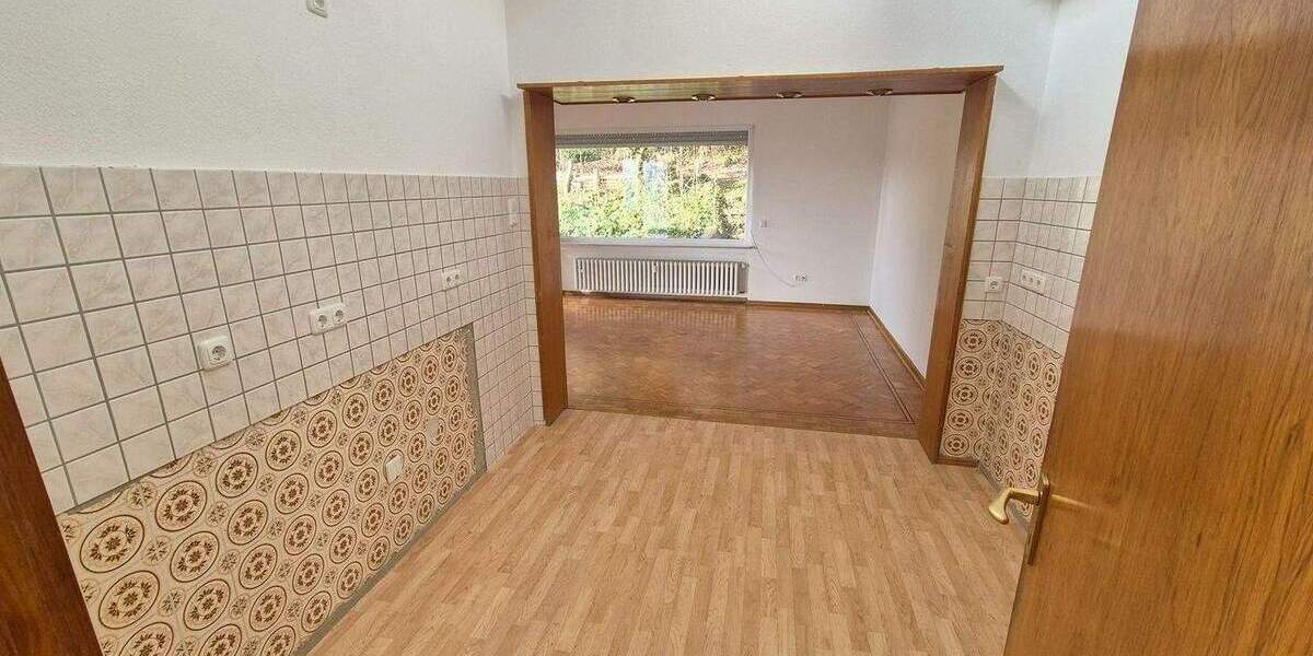 Einfamilienhaus Bad Kissingen - 6 Zimmer, 203 m&sup2;, 439.000&euro; | Angebot:25665267