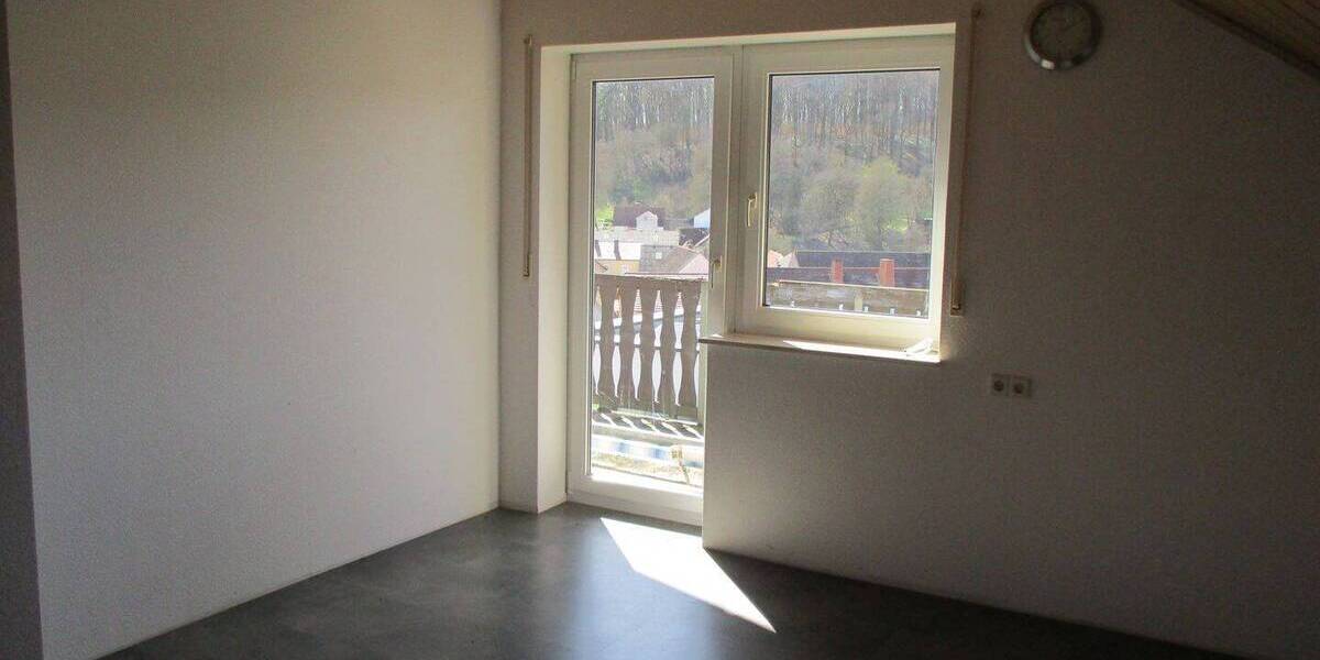 Mehrfamilienhaus, Wohnhaus Oerlenbach Rottershausen - 1 Zimmer, 340.000&euro; | Angebot:25984761