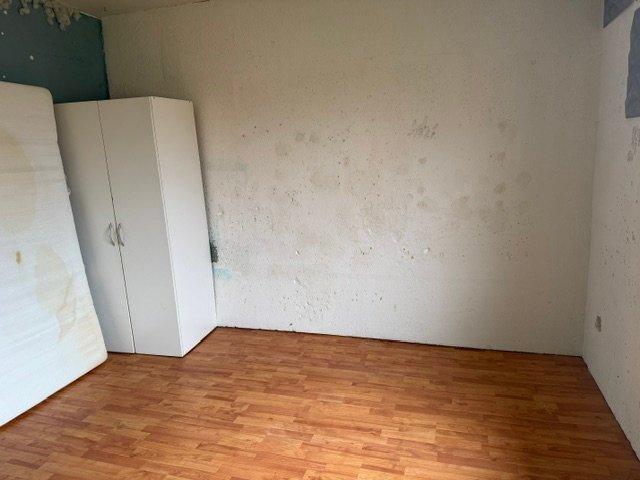 Einfamilienhaus Oberschwarzach - 5 Zimmer, 180 m&sup2;, 149.000&euro; | Angebot:26539804
