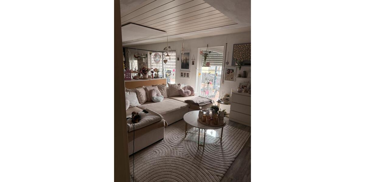 Etagenwohnung Sennfeld - 5 Zimmer, 150 m&sup2;, 1.150&euro; | Angebot:26648151
