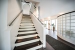 Hochwertige Physiopraxis & vermietete 4-Zimmer-Dachgeschoss-Wohnung - Gewerbeobjekt Arnstein | Angebot:26649274