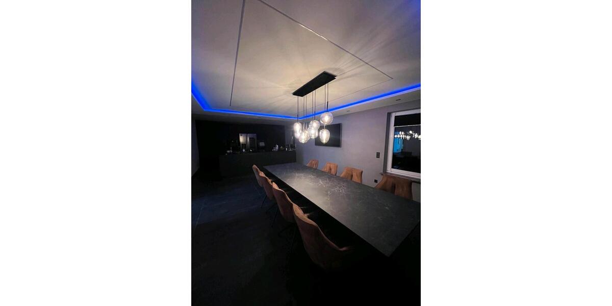 Einfamilienhaus Dittelbrunn - 7 Zimmer, 220 m&sup2;, 875.000&euro; | Angebot:24712361