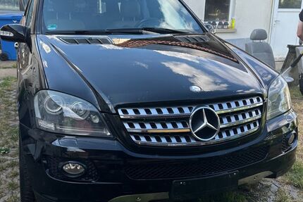 Mercedes-Benz ML 320 324.778 km 5.000 &euro; Münnerstadt 97702