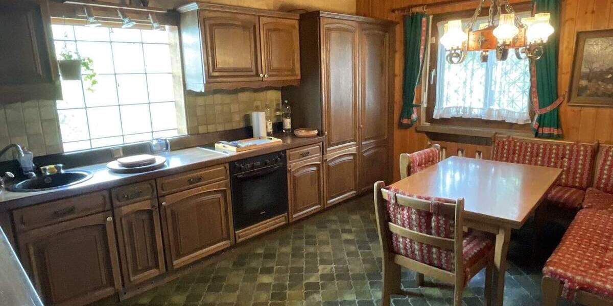 Einfamilienhaus Bad Kissingen Winkels - 6 Zimmer, 230 m&sup2;, 299.000&euro; | Angebot:25770618