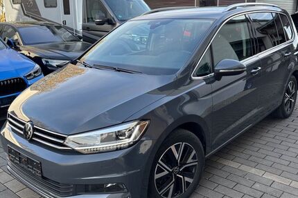 VW Touran 74.900 km 28.900 &euro; Volkach 97332