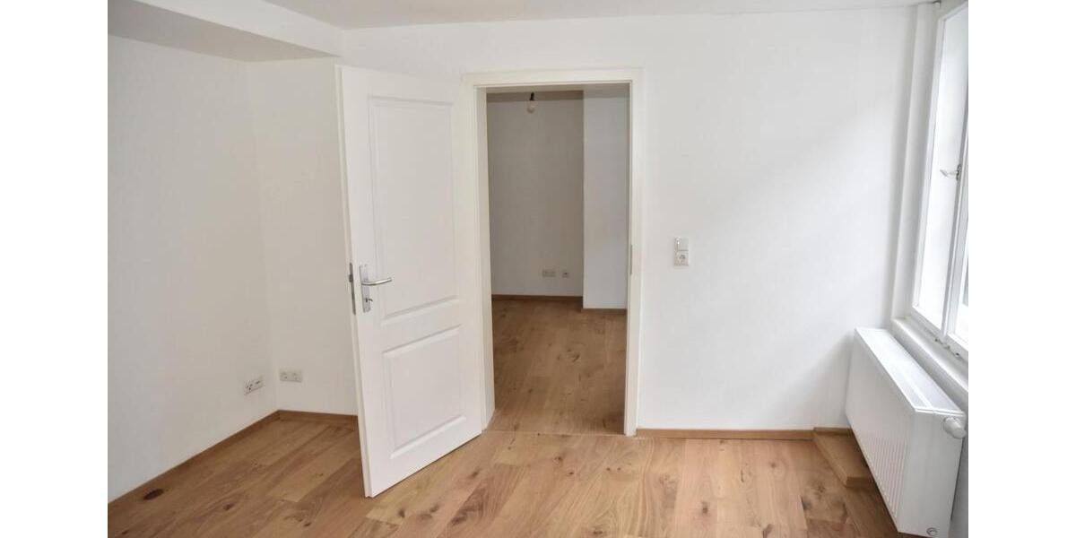 Etagenwohnung Königsberg in Bayern - 3 Zimmer, 72 m&sup2;, 690&euro; | Angebot:25987686