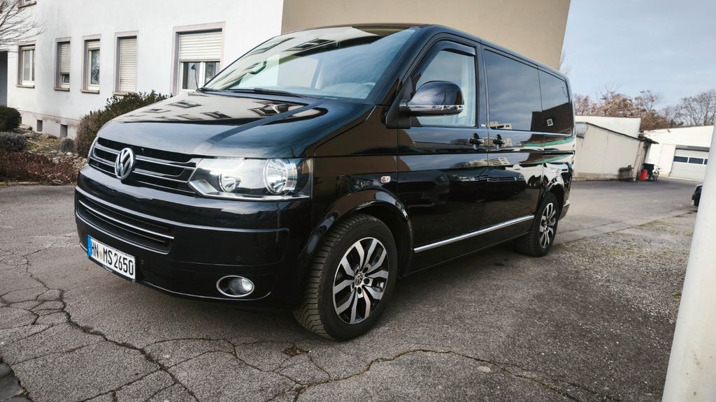 VW T5 Transporter 258.000 km 17.000 &euro; Schweinfurt 97424