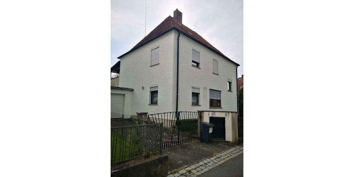 Einfamilienhaus Schweinfurt Gartenstadt - 8 Zimmer, 140 m&sup2;, 399.000&euro; | Angebot:24876776