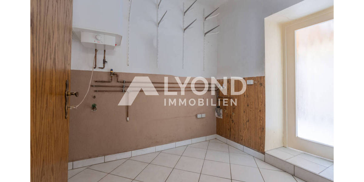 Einfamilienhaus Werneck / Vasbühl Vasbühl - 6 Zimmer, 184 m&sup2;, 190.000&euro; | Angebot:26672590