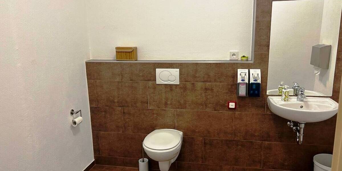 Gewerbeobjekt Haßfurt - 4 Zimmer, 675.000&euro; | Angebot:25797409