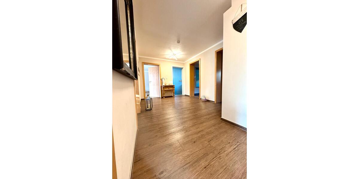 Mehrfamilienhaus, Wohnhaus Poppenhausen - 11 Zimmer, 266 m&sup2;, 599.000&euro; | Angebot:25829907