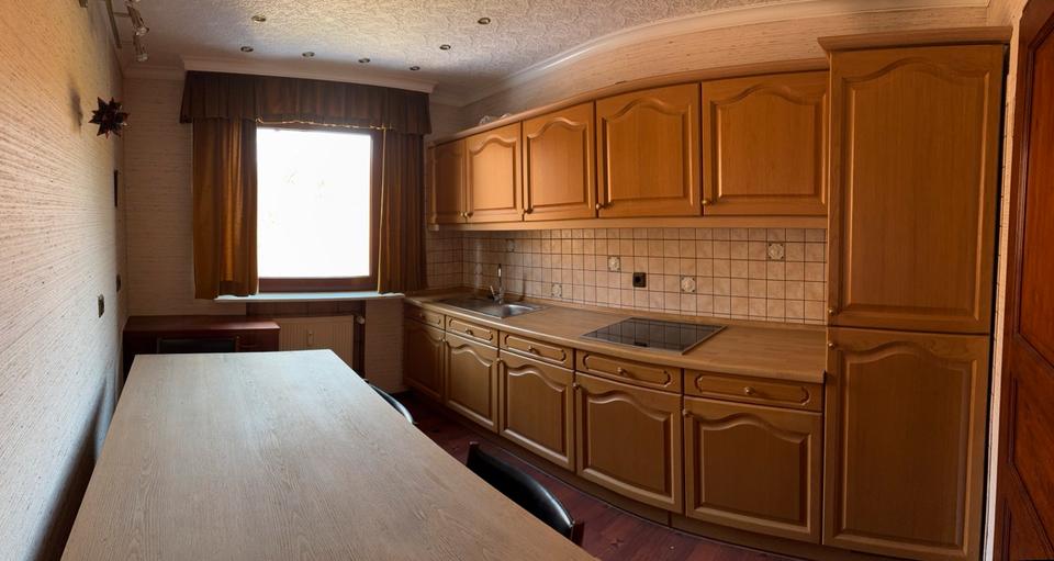 Etagenwohnung Hohenroth - 2 Zimmer, 70 m&sup2;, 1.300&euro; | Angebot:25784360