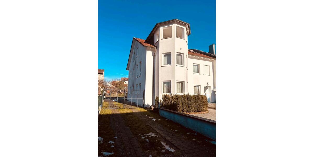 Mehrfamilienhaus, Wohnhaus Niederwerrn - 12 Zimmer, 380 m&sup2;, 800.000&euro; | Angebot:24514272