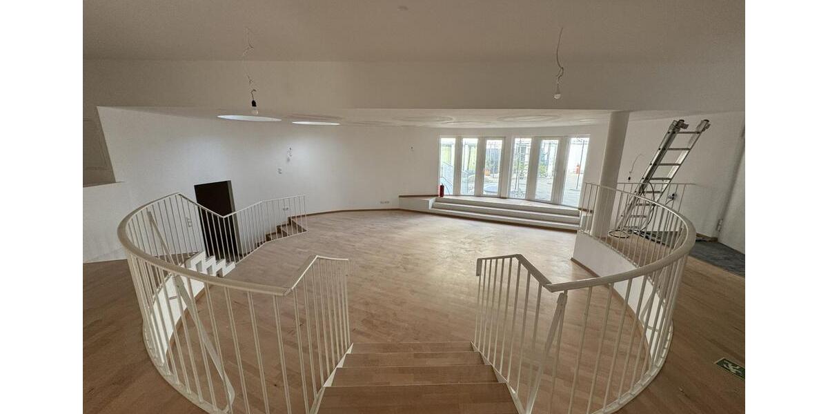Etagenwohnung Schweinfurt Gartenstadt - 4 Zimmer, 155 m&sup2;, 1.550&euro; | Angebot:25251372