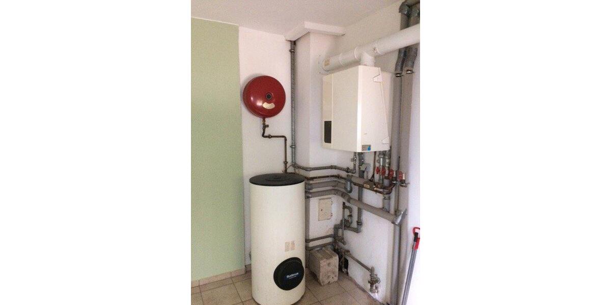 Doppelhaushälfte Bad Kissingen - 8 Zimmer, 150 m&sup2;, 145.000&euro; | Angebot:27083667