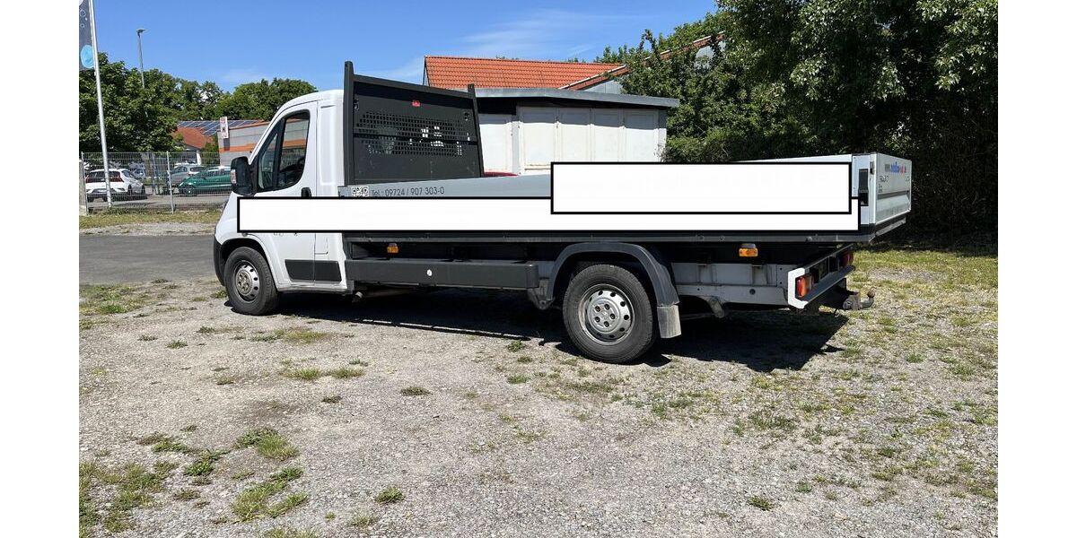 Peugeot Boxer 88.900 km 23.681 &euro; Sennfeld 97526
