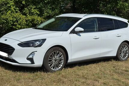 Ford Focus 144.000 km 14.800 &euro; Maßbach 97711