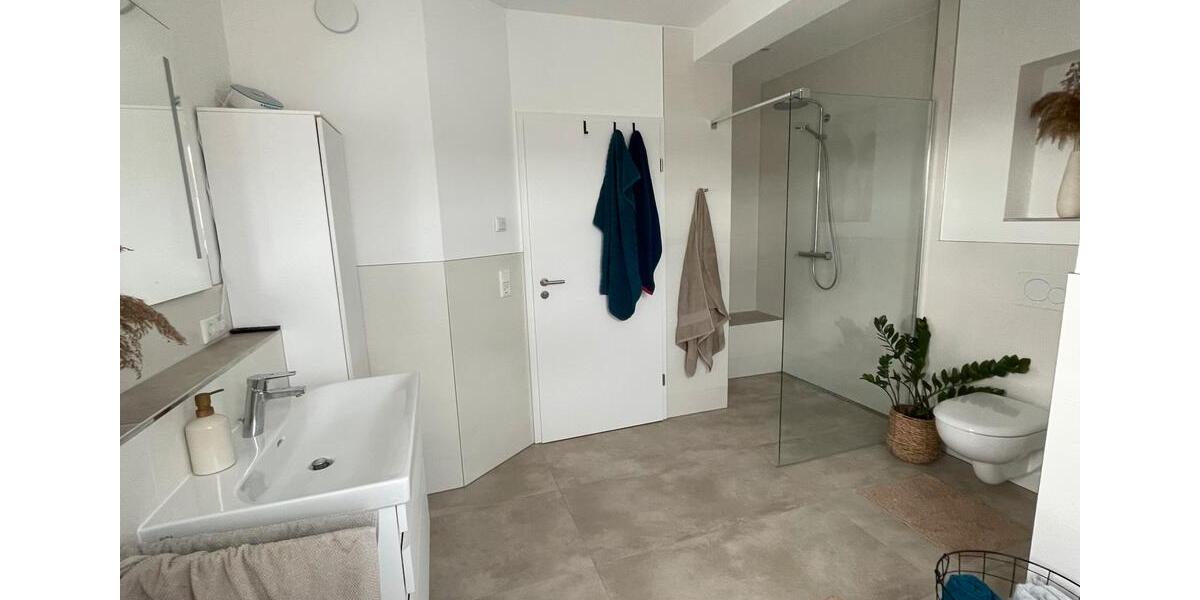Doppelhaushälfte Poppenhausen - 5 Zimmer, 160 m&sup2;, 1.620&euro; | Angebot:26672611