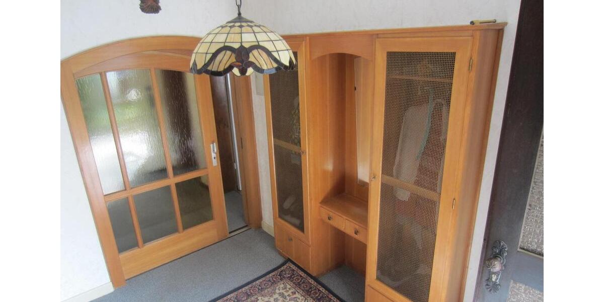 Einfamilienhaus Schweinfurt Gartenstadt - 8 Zimmer, 140 m&sup2;, 399.000&euro; | Angebot:24876776