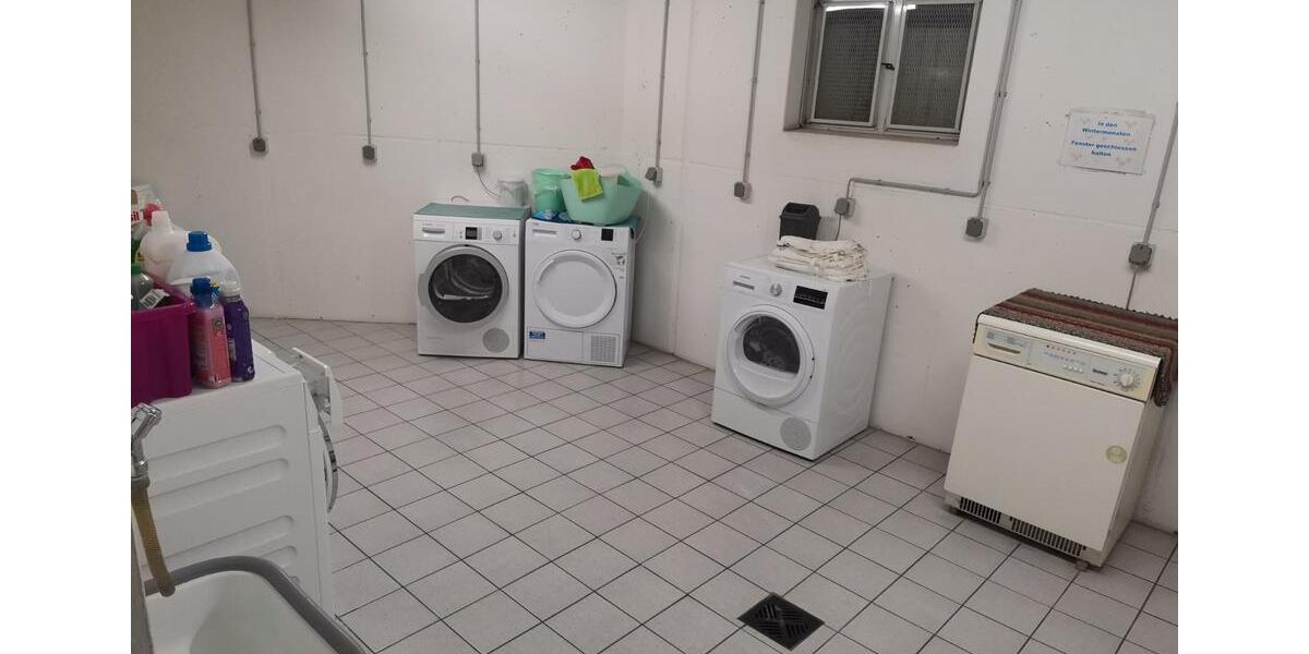 Etagenwohnung Schweinfurt Gartenstadt - 2 Zimmer, 67 m&sup2;, 945&euro; | Angebot:25627041