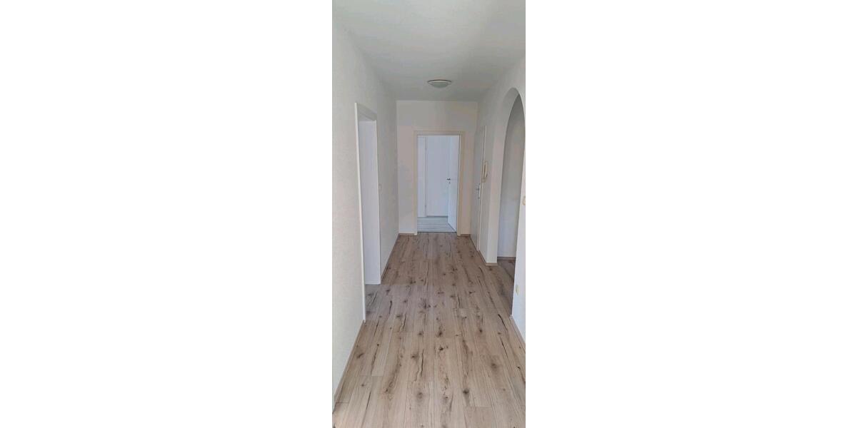 Erdgeschoßwohnung Bad Bocklet - 3 Zimmer, 85 m&sup2;, 680&euro; | Angebot:26034248