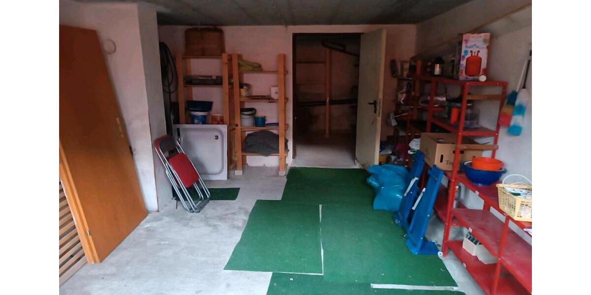 Einfamilienhaus Werneck - 8 Zimmer, 170 m&sup2;, 300.000&euro; | Angebot:26638488