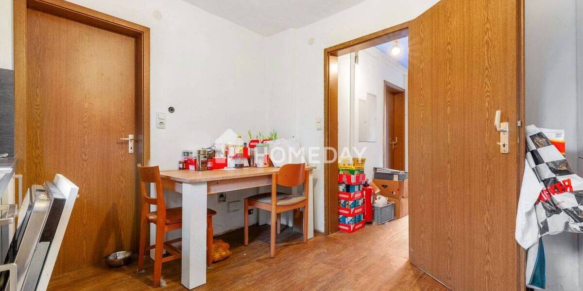 Einfamilienhaus Bergtheim Opferbaum - 8 Zimmer, 220 m&sup2;, 335.000&euro; | Angebot:25684249