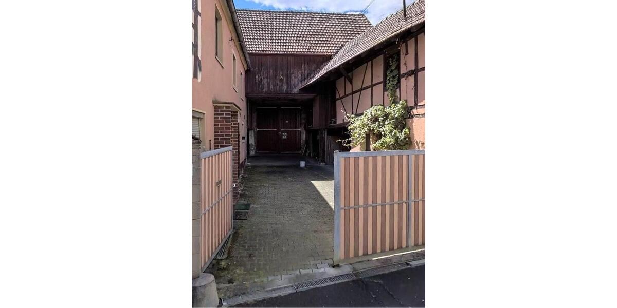 Bauernhaus, Landhaus Kolitzheim - 12 Zimmer, 220 m&sup2;, 489.000&euro; | Angebot:27046048
