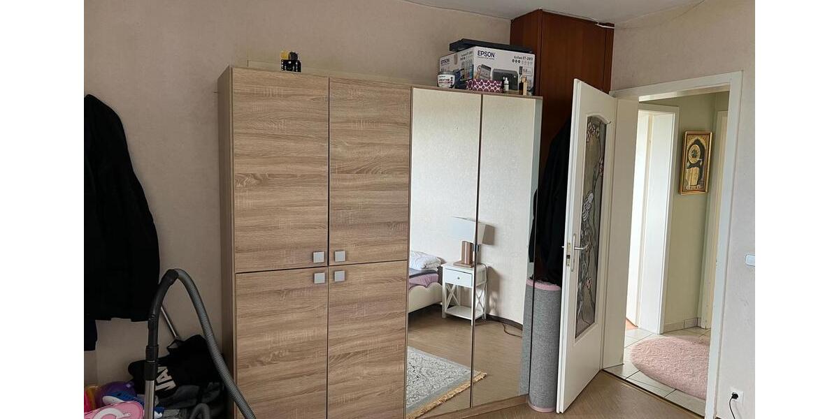 Etagenwohnung Schweinfurt Haardt - 4 Zimmer, 100 m&sup2;, 920&euro; | Angebot:26367290