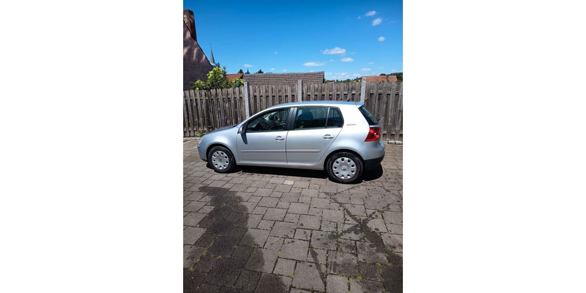 VW Golf 254.000 km 2.800 &euro; Dettelbach-Brück 97337