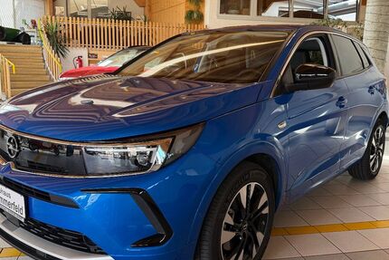 Opel Grandland (X) 6.100 km 27.900 &euro; Maßbach/Poppenlauer 97711