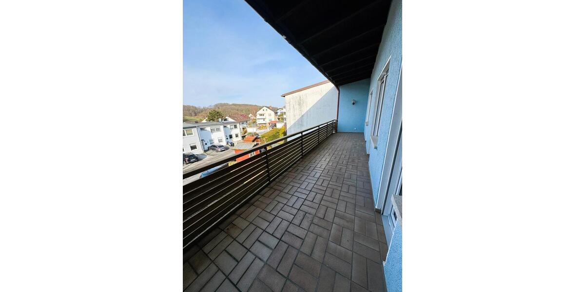 Maisonettenwohnung Maßbach - 5 Zimmer, 146 m&sup2;, 1.250&euro; | Angebot:25965571