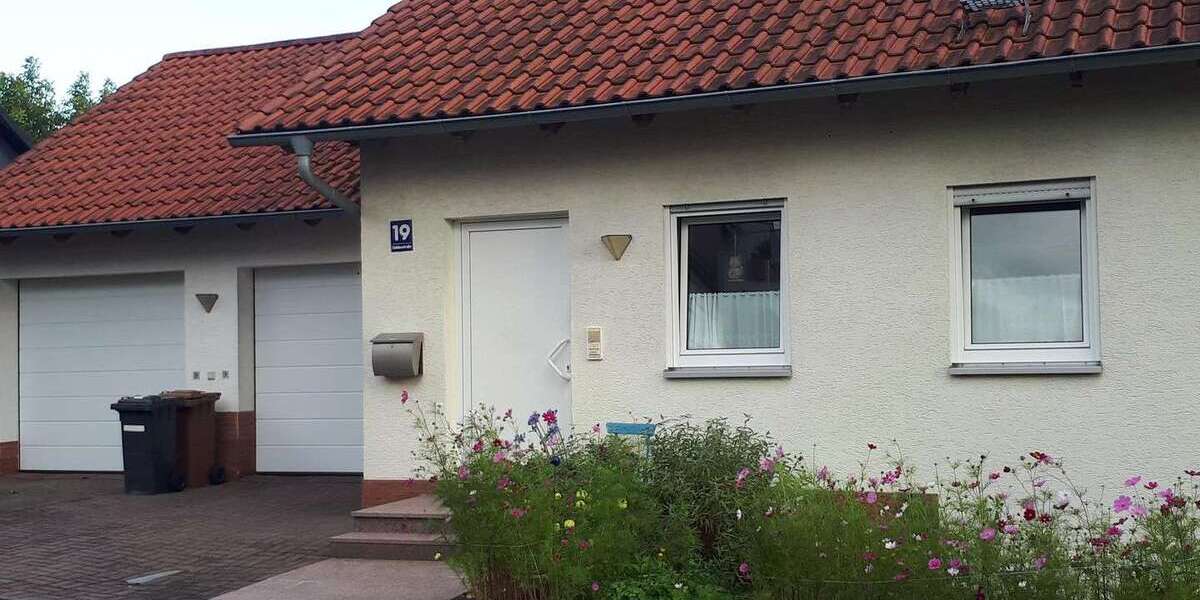 Einfamilienhaus Bad Kissingen - 6 Zimmer, 206 m&sup2;, 2.200&euro; | Angebot:26767347