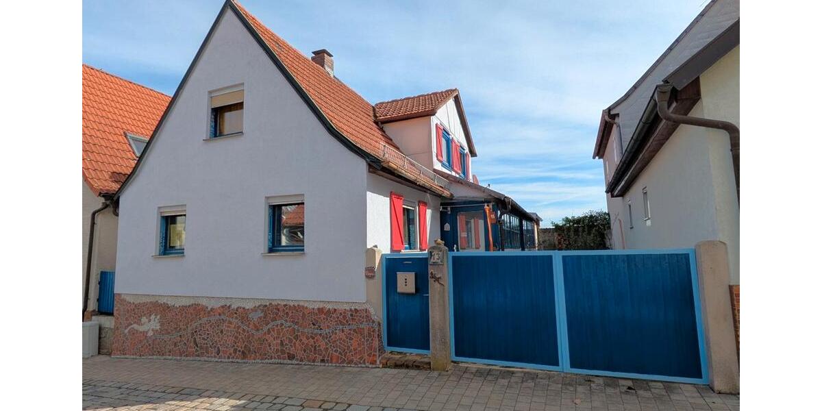 Einfamilienhaus Hofheim in Unterfranken - 4 Zimmer, 83 m&sup2;, 129.000&euro; | Angebot:26348502