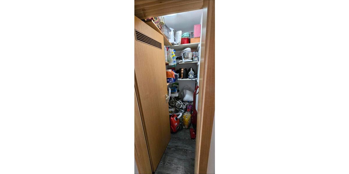 Etagenwohnung Niederwerrn - 3 Zimmer, 80 m&sup2;, 220.000&euro; | Angebot:27002270