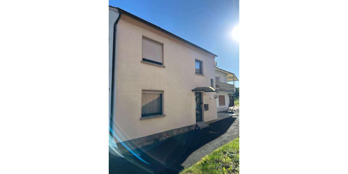 Einfamilienhaus Nüdlingen - 6 Zimmer, 220 m&sup2;, 120.000&euro; | Angebot:22739828